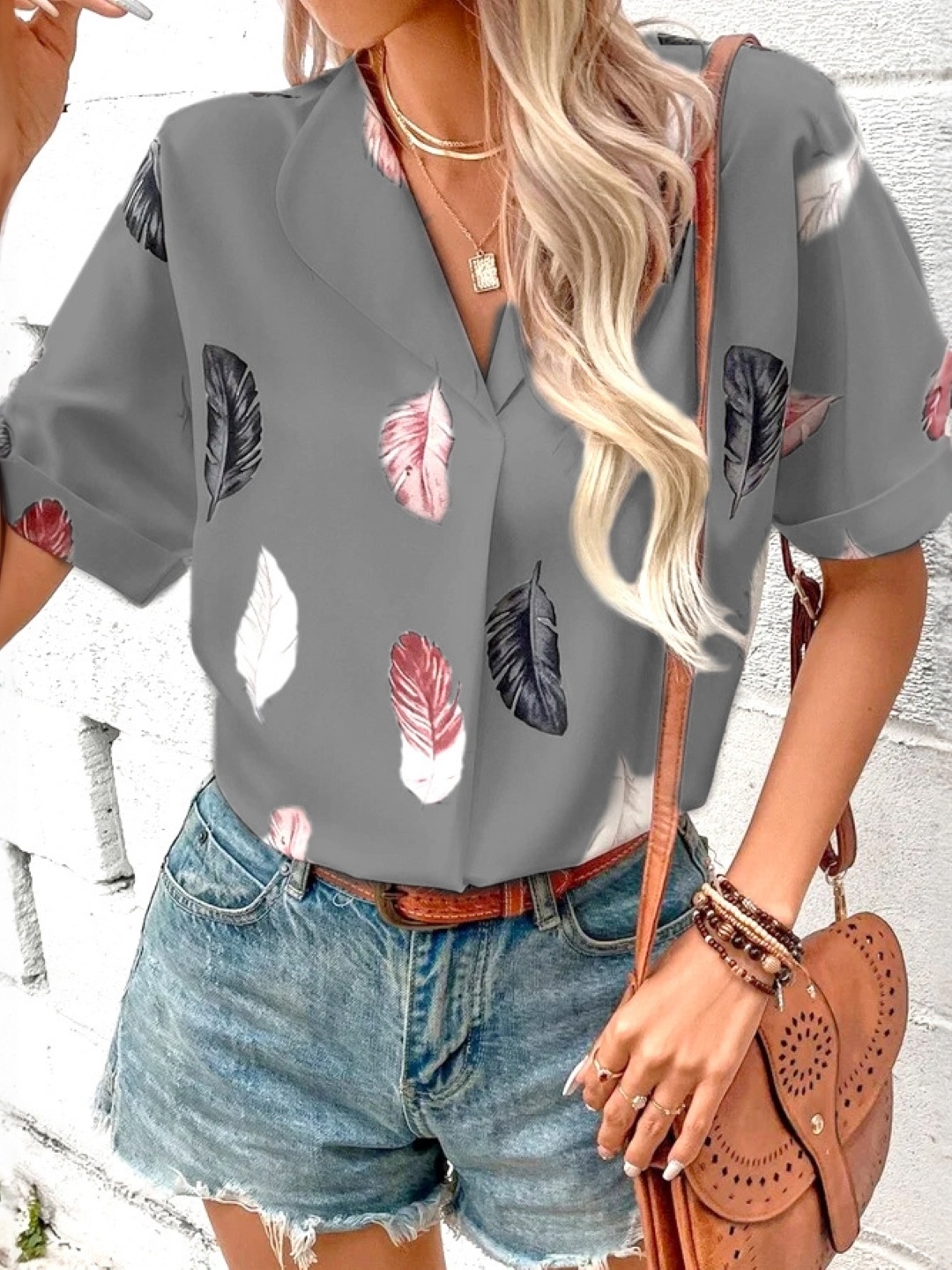 

StyleCast Grey Tropical Printed Cuban Collar Extended Sleeves Top