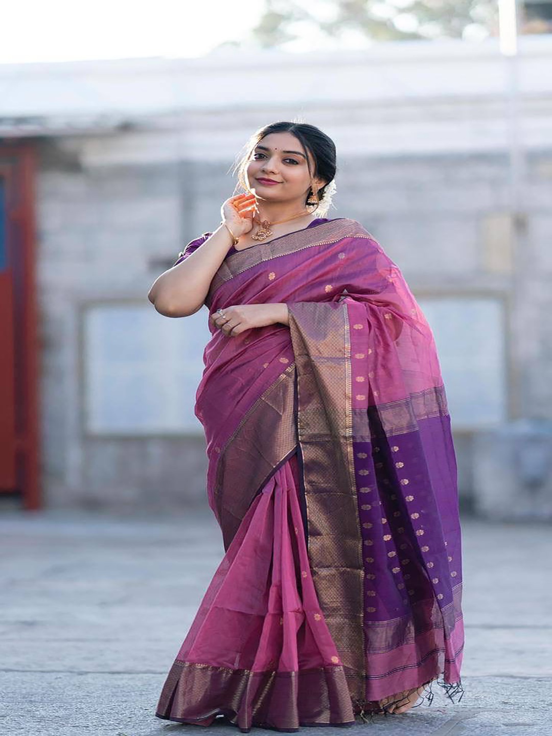 

Anjaneya Sarees Woven Design Zari Silk Cotton Banarasi Saree, Mauve