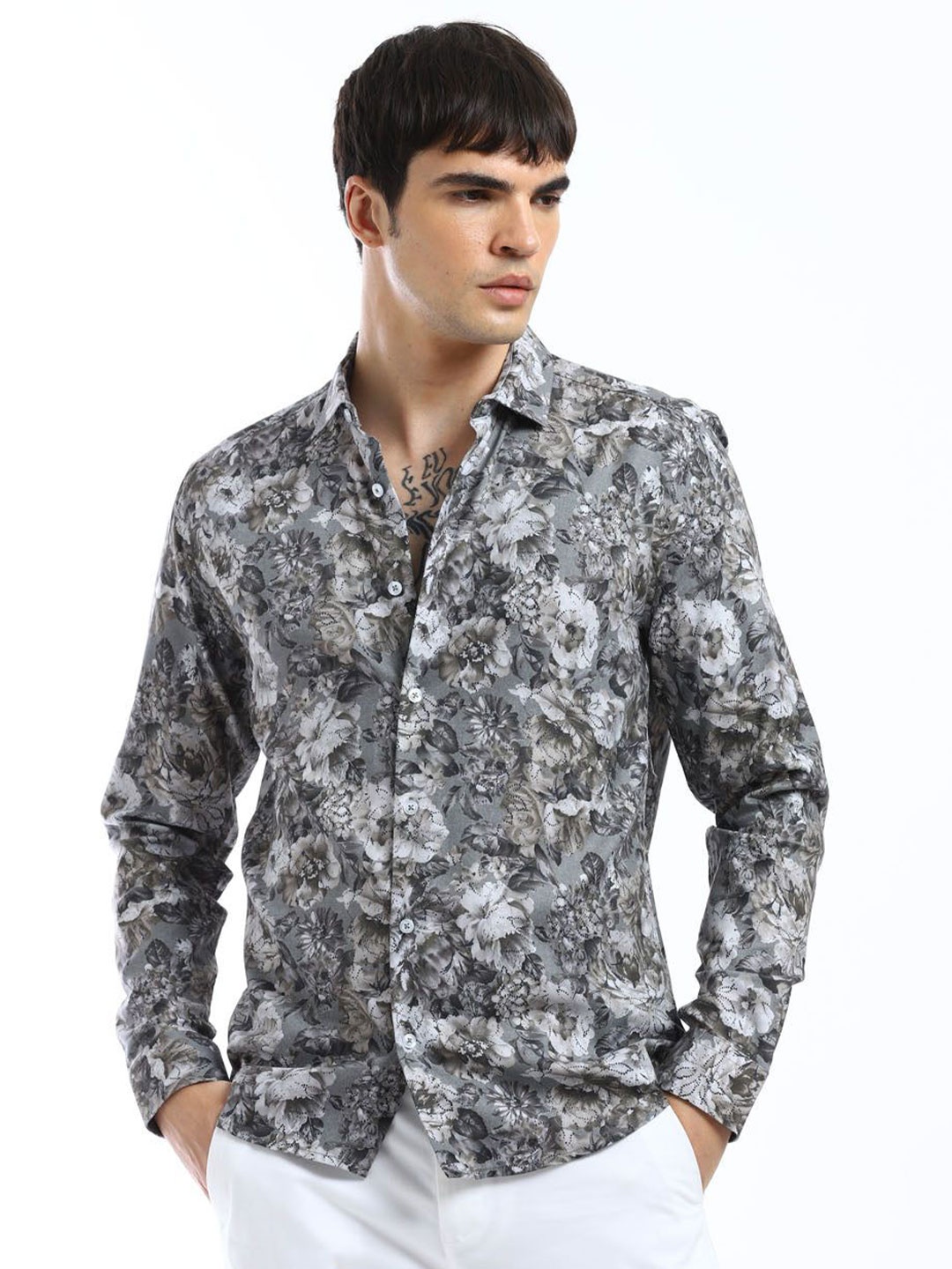 

Banana Club Men Relaxed Slim Fit Floral Opaque Printed Casual Shirt, Grey