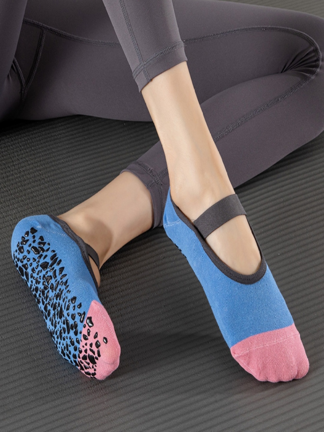 

BAESD Women Non-Slip Anti-Skid Ankle Length Yoga Socks, Blue