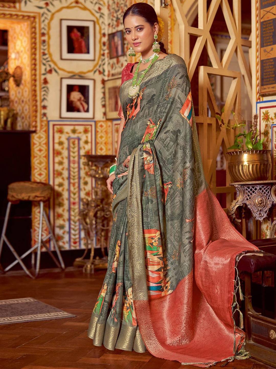 

Mitera Kalamkari Zari Designer Sungudi Saree, Grey