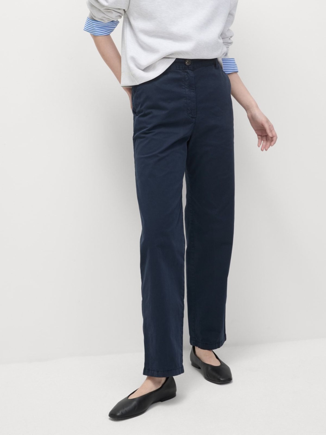 

Marks & Spencer Women Straight Fit High-Rise Trousers, Navy blue