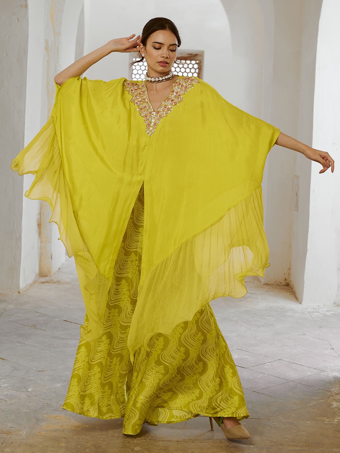 

Pallavi Jaipur Embellished Kaftan Tunic With Palazzo, Lime green