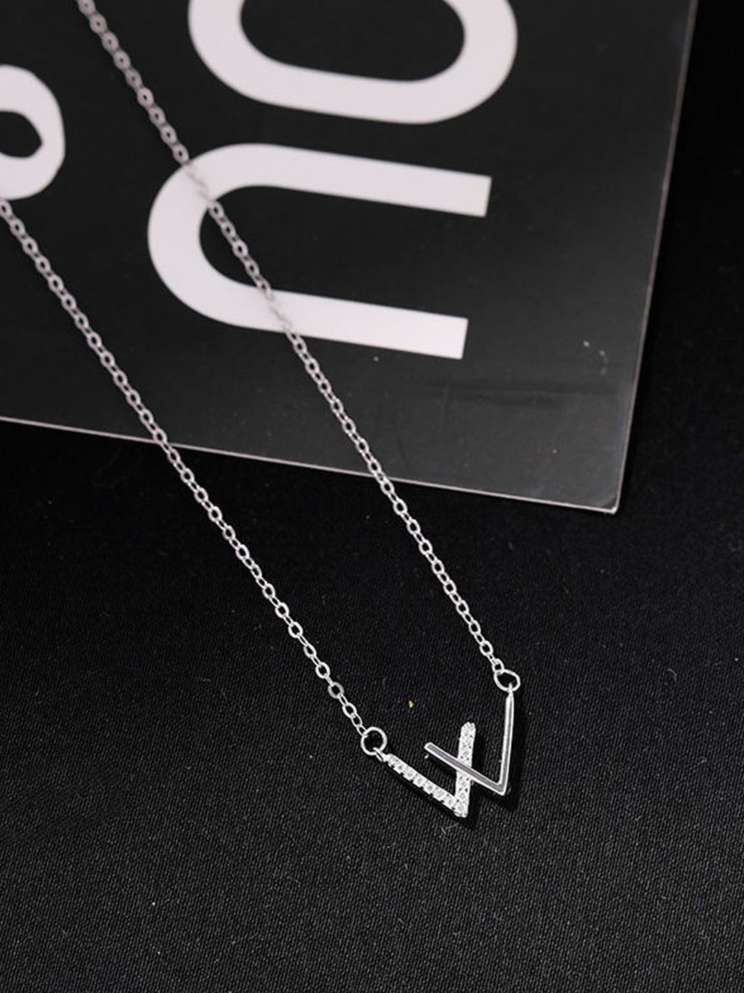 

StyleCast Silver-Toned & White Elegant Stone Studded Minimal Chain