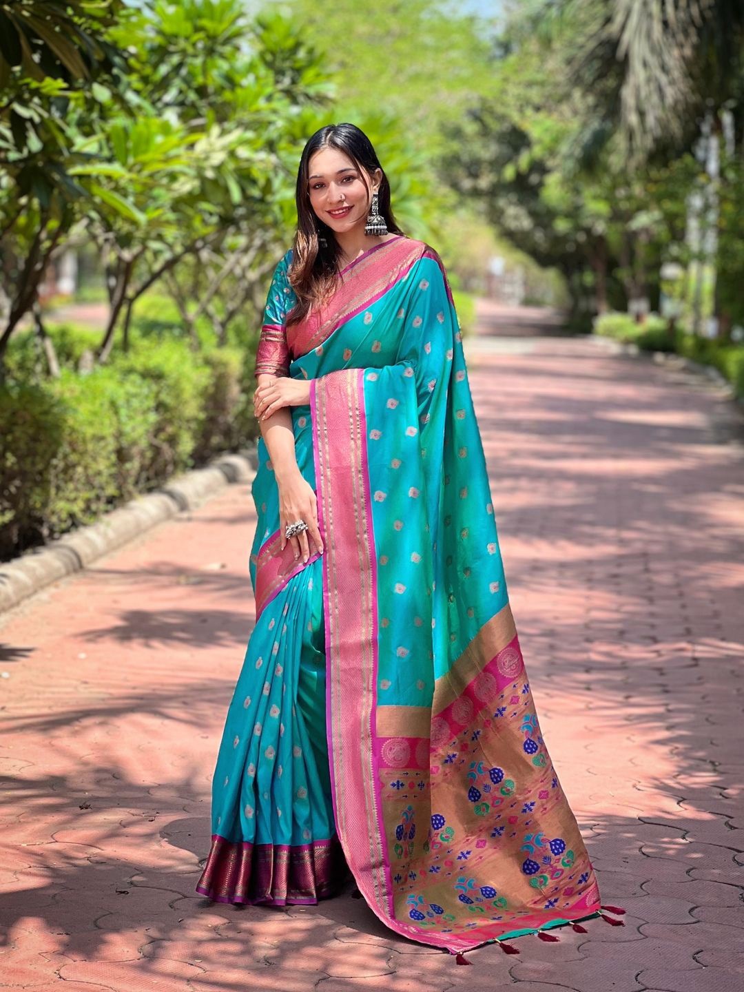 

Suha Art Silk Paithani Saree, Green