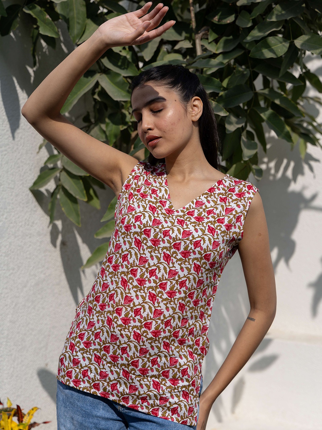 

ANNSH APPAREL Floral Print Ruffles Top, Red