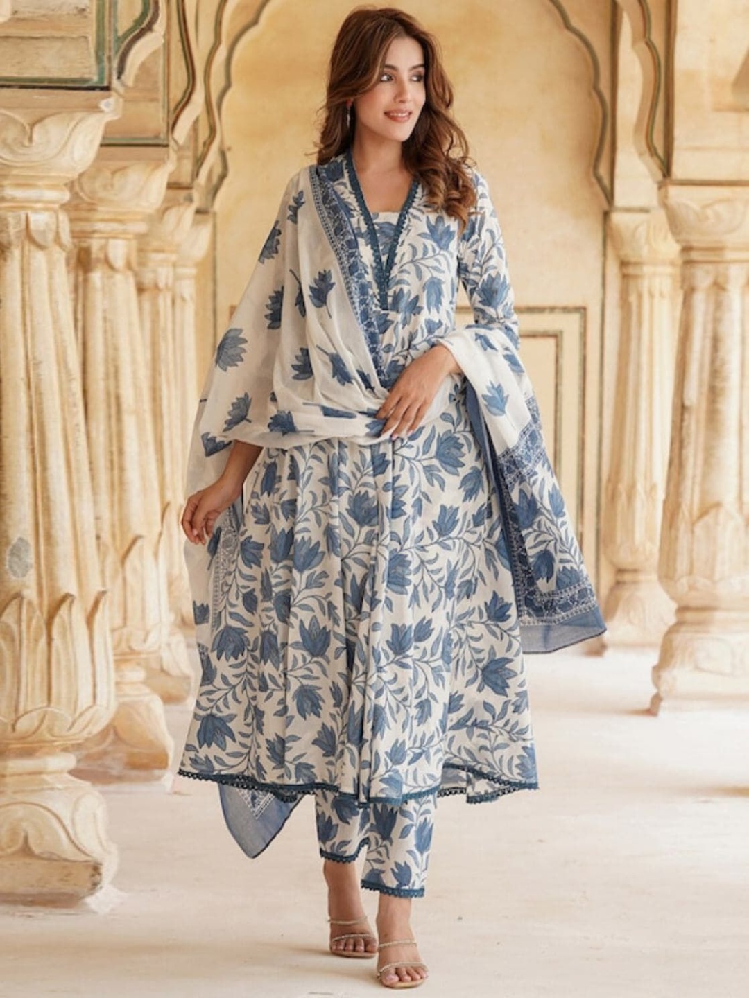 

SINSINI Floral Printed Pure Cotton Anarkali Kurta With Trouser & Dupatta, Blue