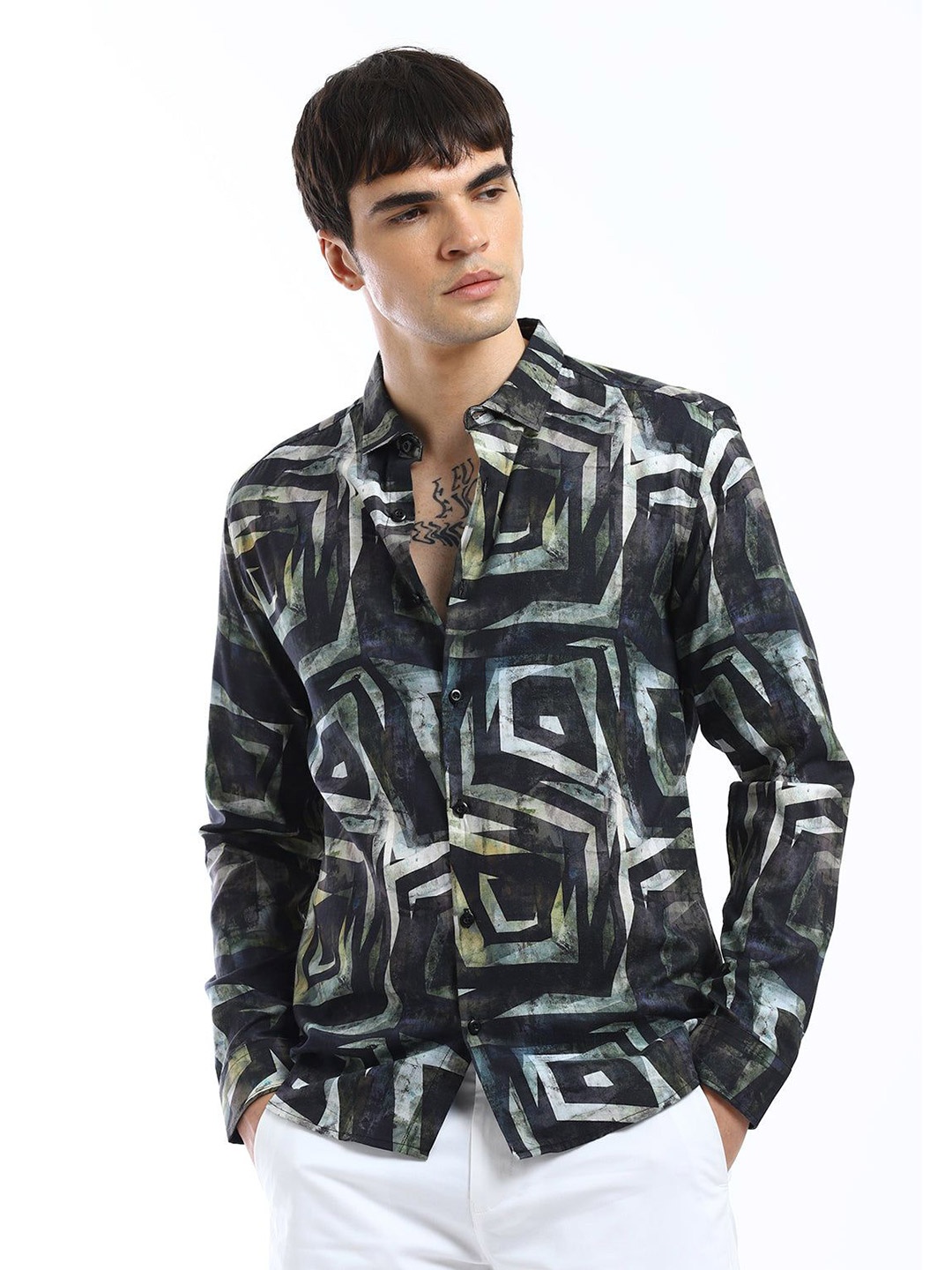 

Banana Club Men Relaxed Slim Fit Opaque Printed Casual Shirt, Black