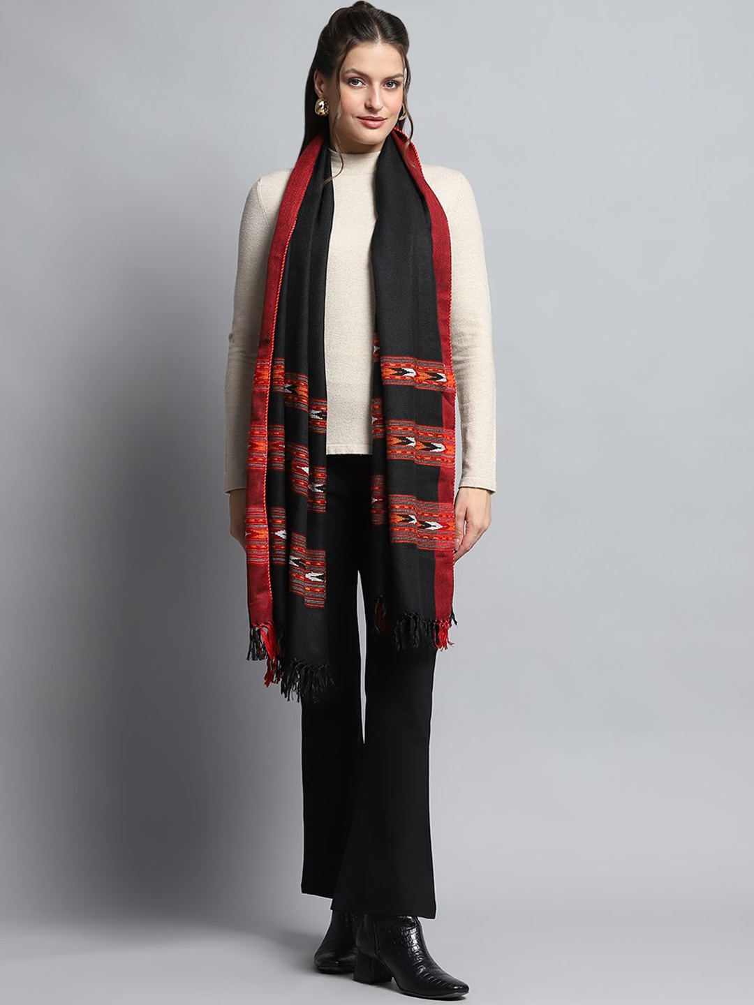 

Monte Carlo Geometric Woven-Design Shawl, Black