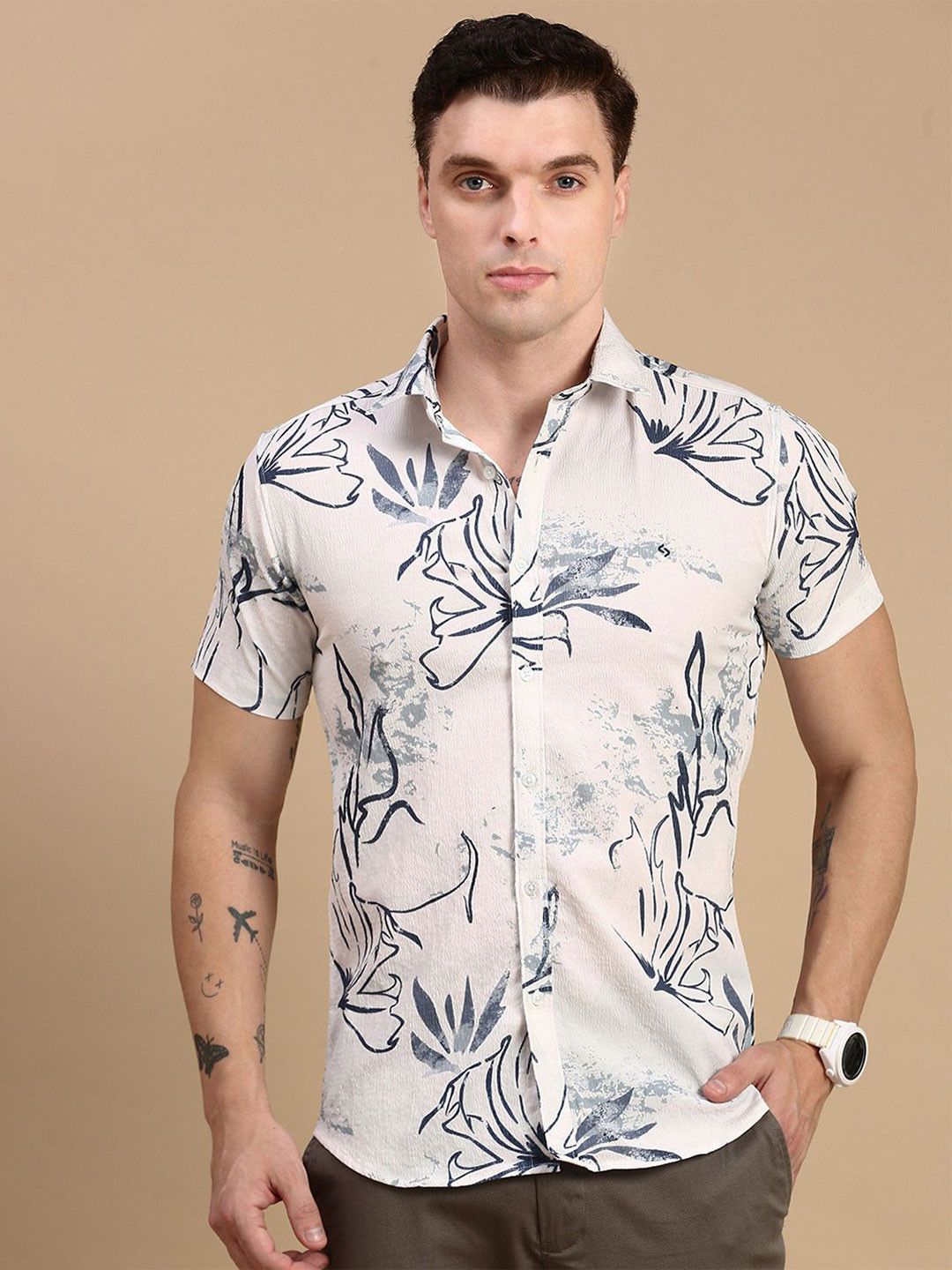 

Classic Polo Men India Slim Fit Spread Collar Floral Printed Cotton Casual Shirt, White