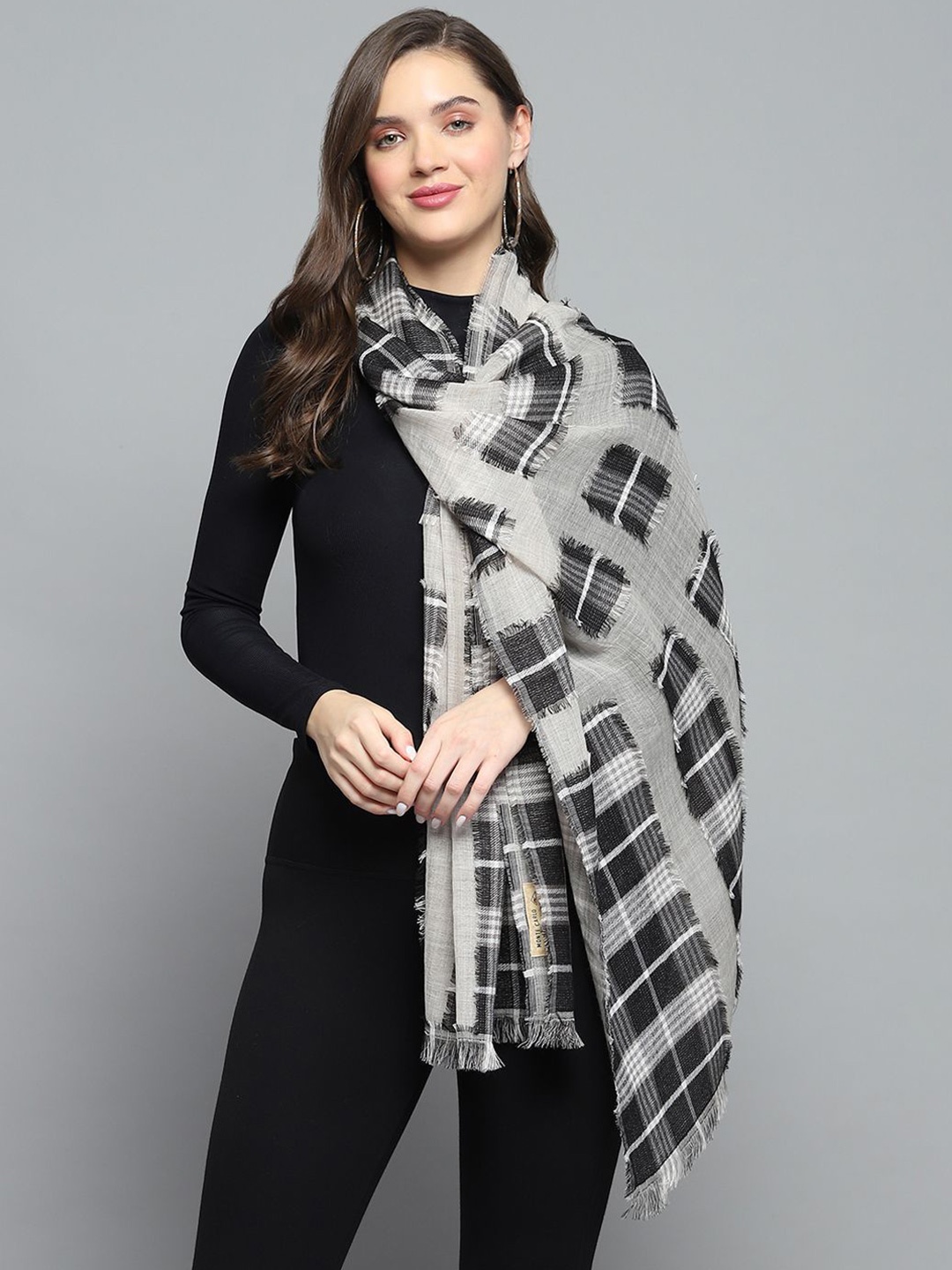 

Monte Carlo Women Checked Stole, Grey