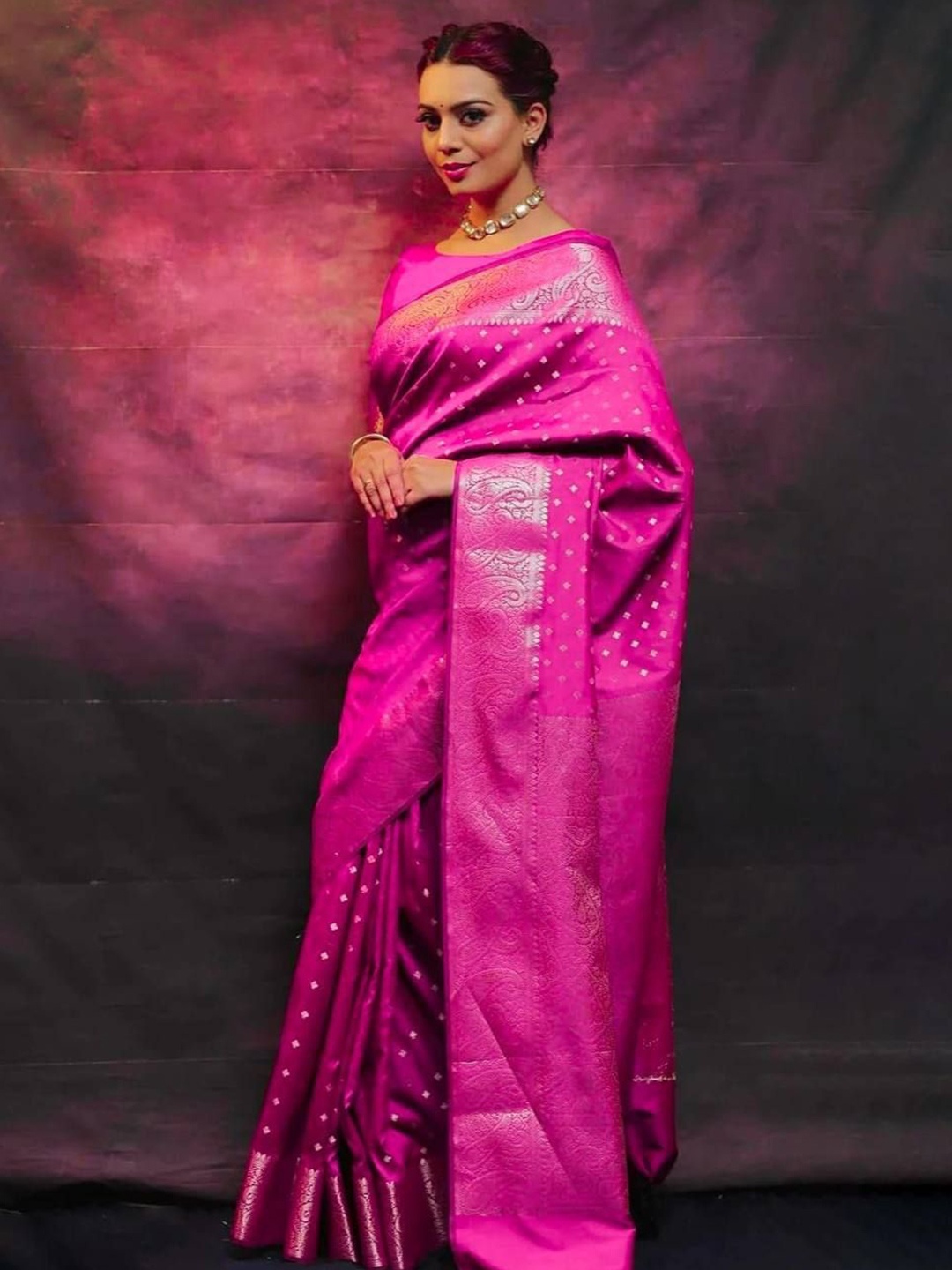 

Sitanjali Woven Design Zari Silk Blend Kanjeevaram Saree, Pink