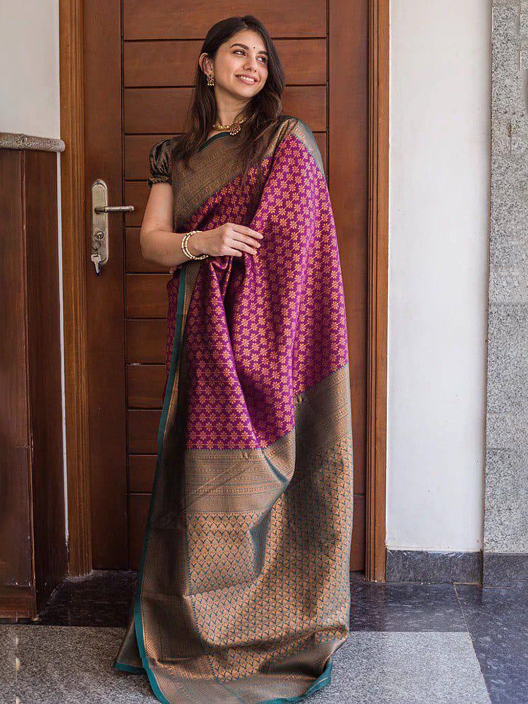 

SANJANA SILK Woven Design Zari Silk Blend Kanjeevaram Saree, Purple