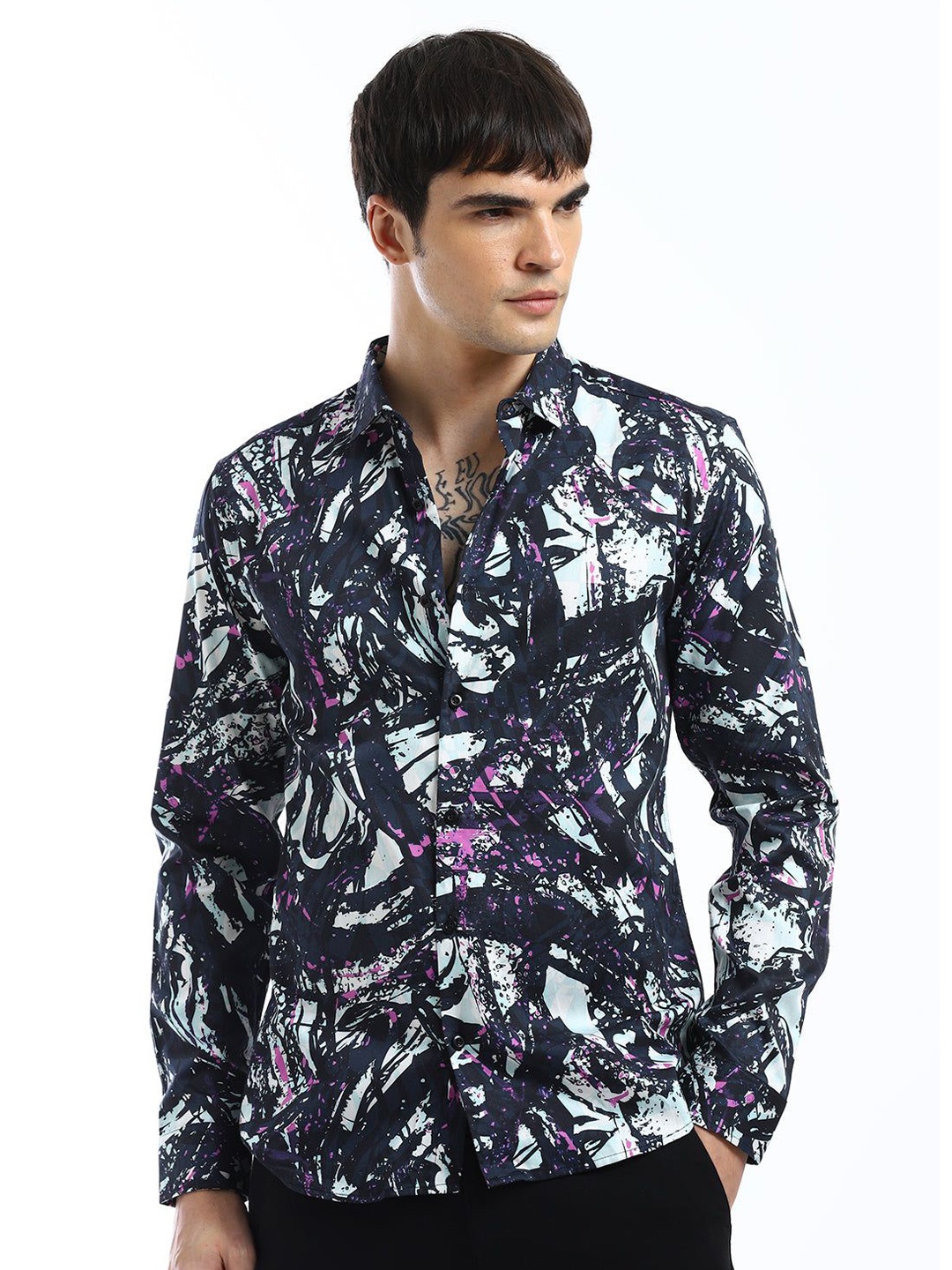 

Banana Club Men Relaxed Slim Fit Opaque Printed Casual Shirt, Black