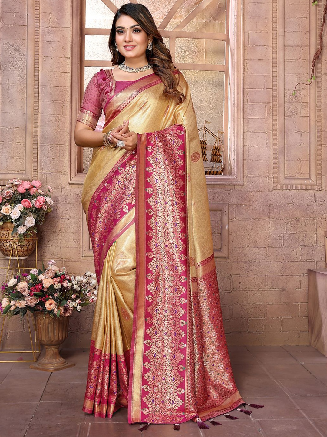 

Panzora Woven Design Zari Silk Blend Banarasi Saree, Beige