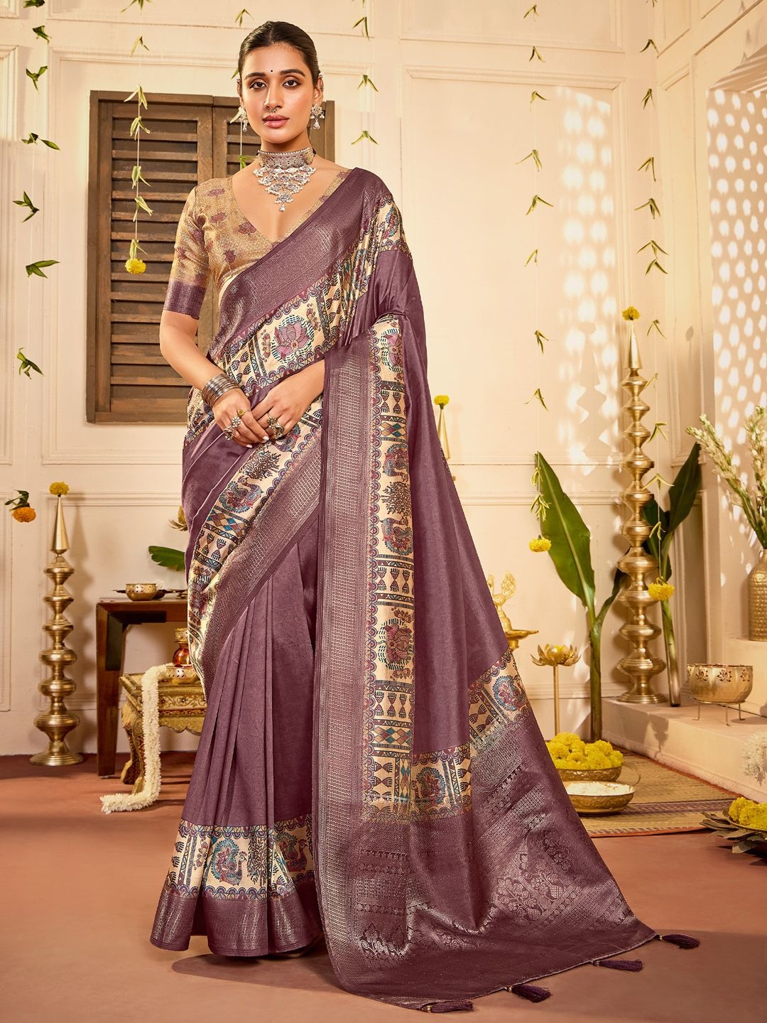 

Saree mall Kalamkari Zari Silk Blend Jamdani Sarees, Mauve