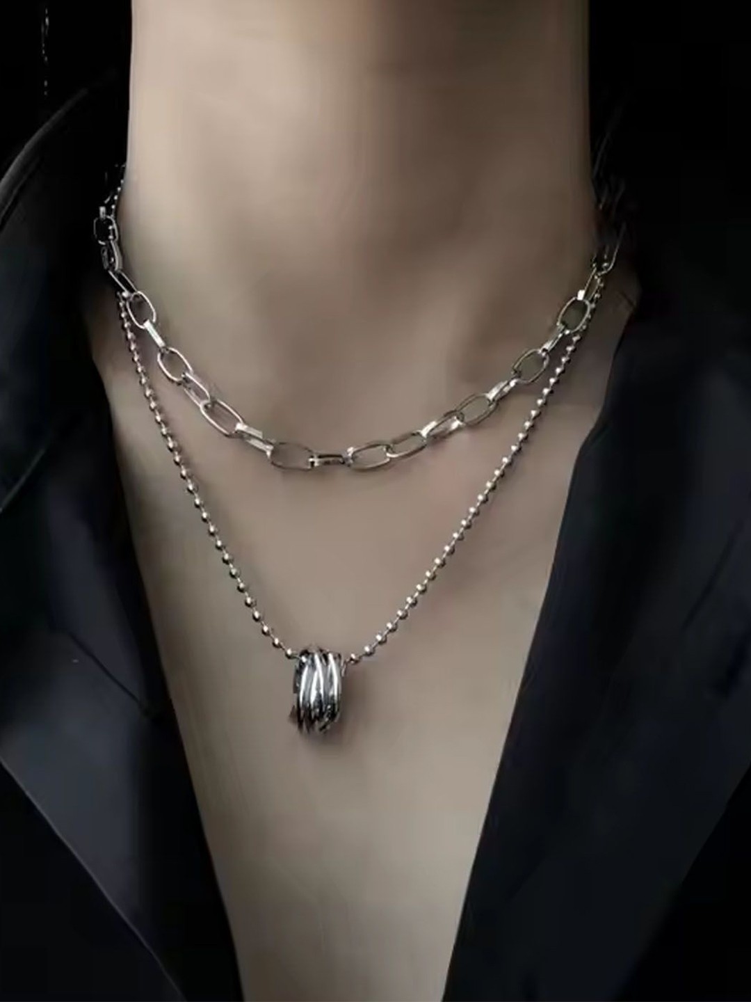 

StyleCast Silver-Toned Layered Elegant Minimal Necklace