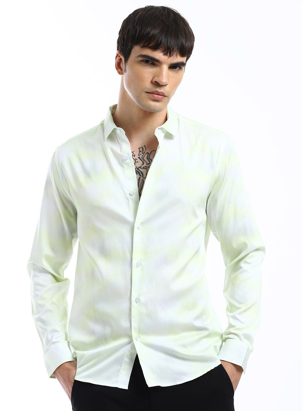

Banana Club Men Relaxed Slim Fit Ombre Opaque Printed Casual Shirt, Green