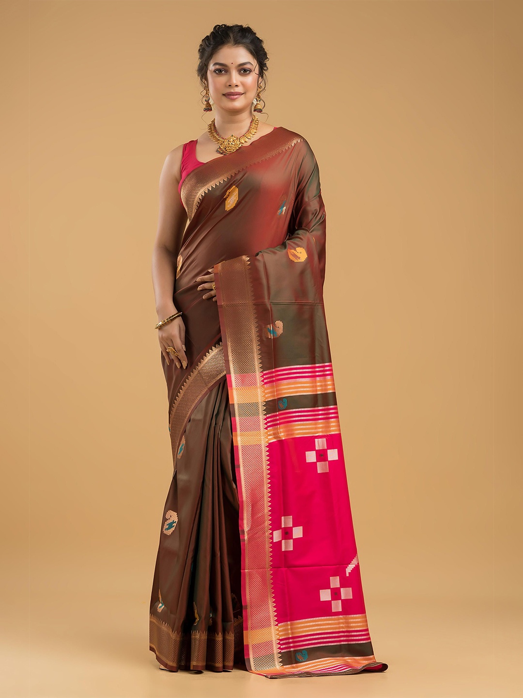 

Dheu Woven Design Zari Silk Blend Chanderi Saree, Brown