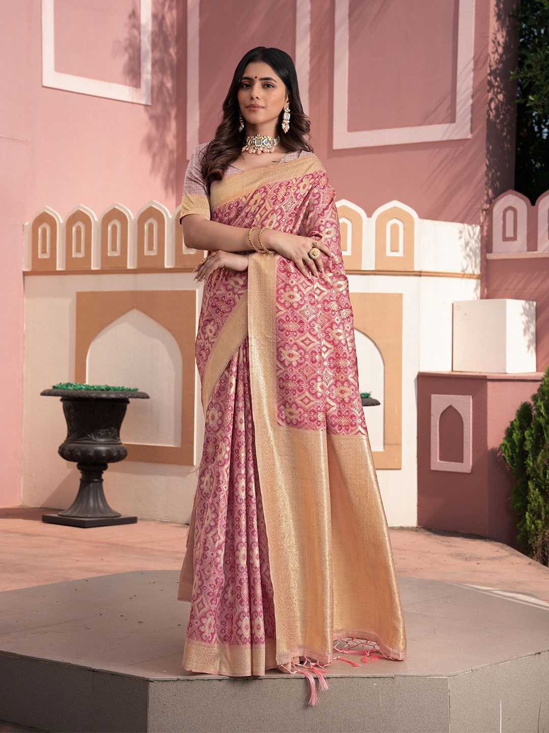 

MAHALASA Woven Design Zari Silk Cotton Ikat Saree, Pink