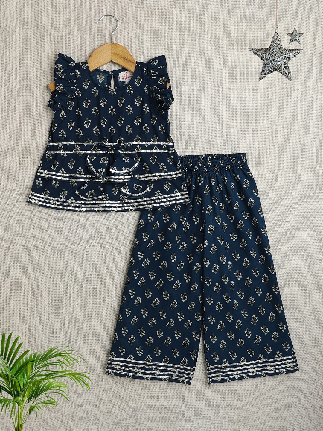 

The Magic Wand Girls Printed Sleeveless Pure Cotton Top With Palazzo, Blue