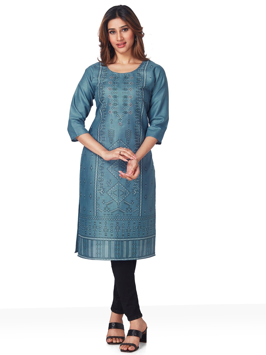 

FREYAA Ethnic Motifs Embroidered Pure Cotton Handloom Kurti, Blue