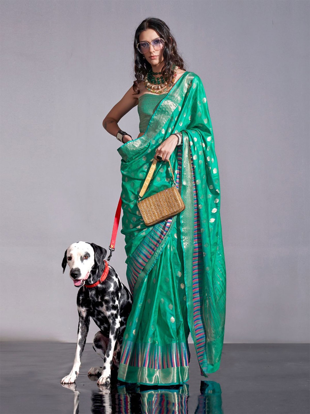 

ODETTE Woven Design Zari Silk Blend Saree, Green