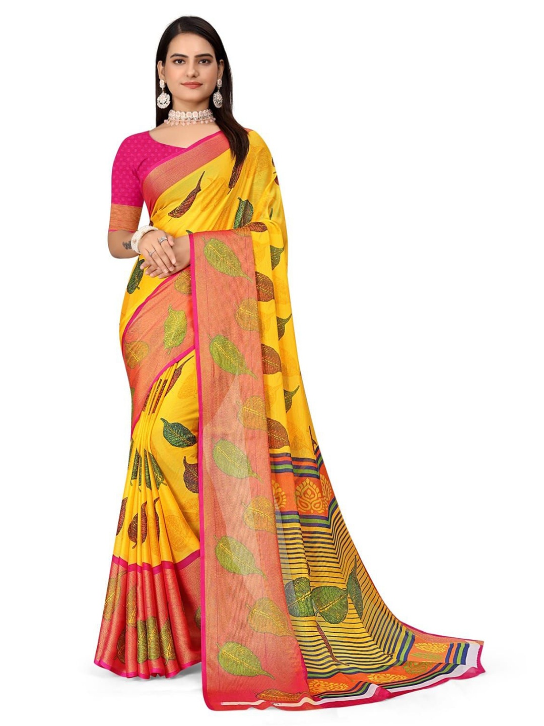 

MANSUBHA Woven Design Zari Silk Blend Banarasi Saree, Yellow