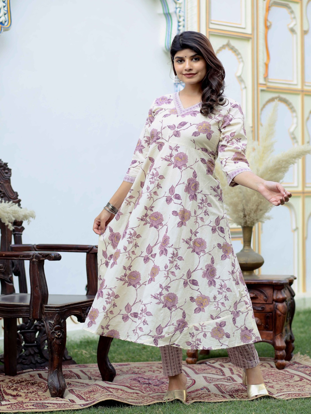 

Doriyaan Floral Printed V-Neck Pure Cotton Kurta With Trouser, Pink