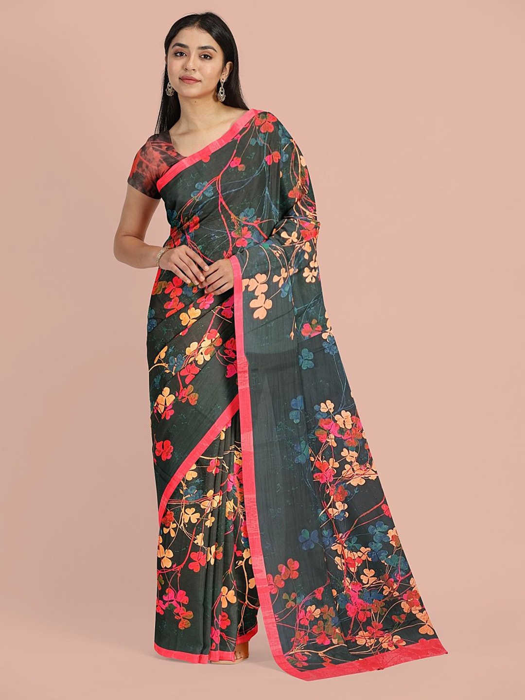 

Avyay Creation Floral Printed Silk Crepe Saree, Black