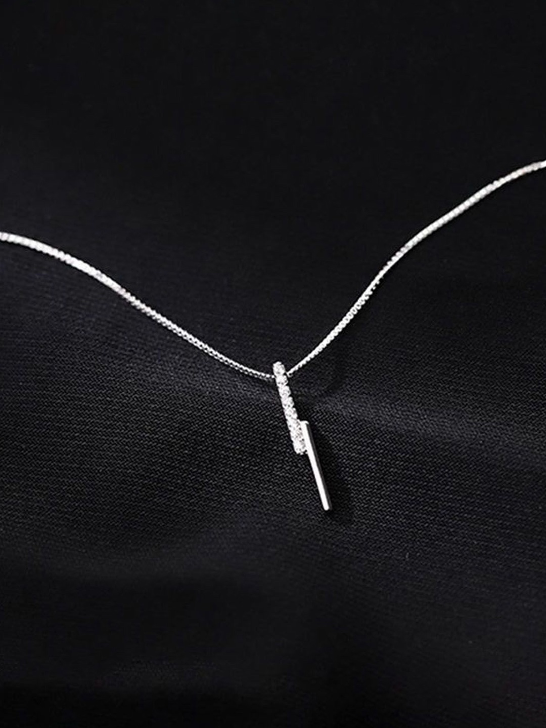 

StyleCast Elegant Silver-Toned Stone Studded Chain