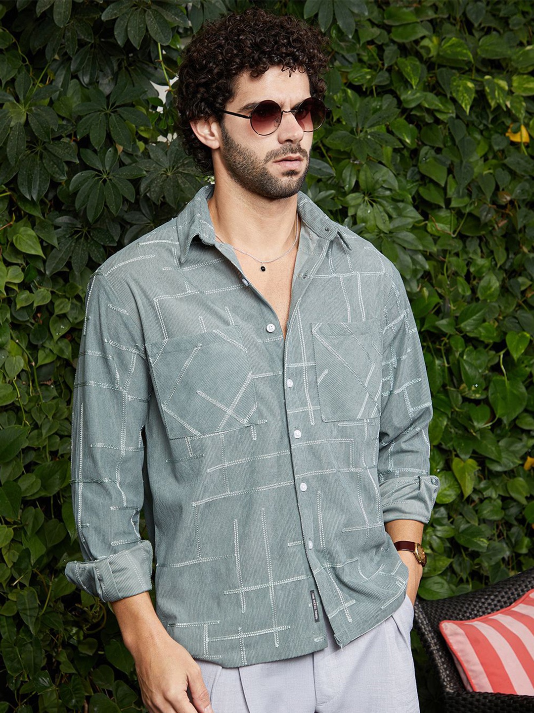

Campus Sutra Men Comfort Fit Spread Collar Textured Cotton Casual Shirt, Grey