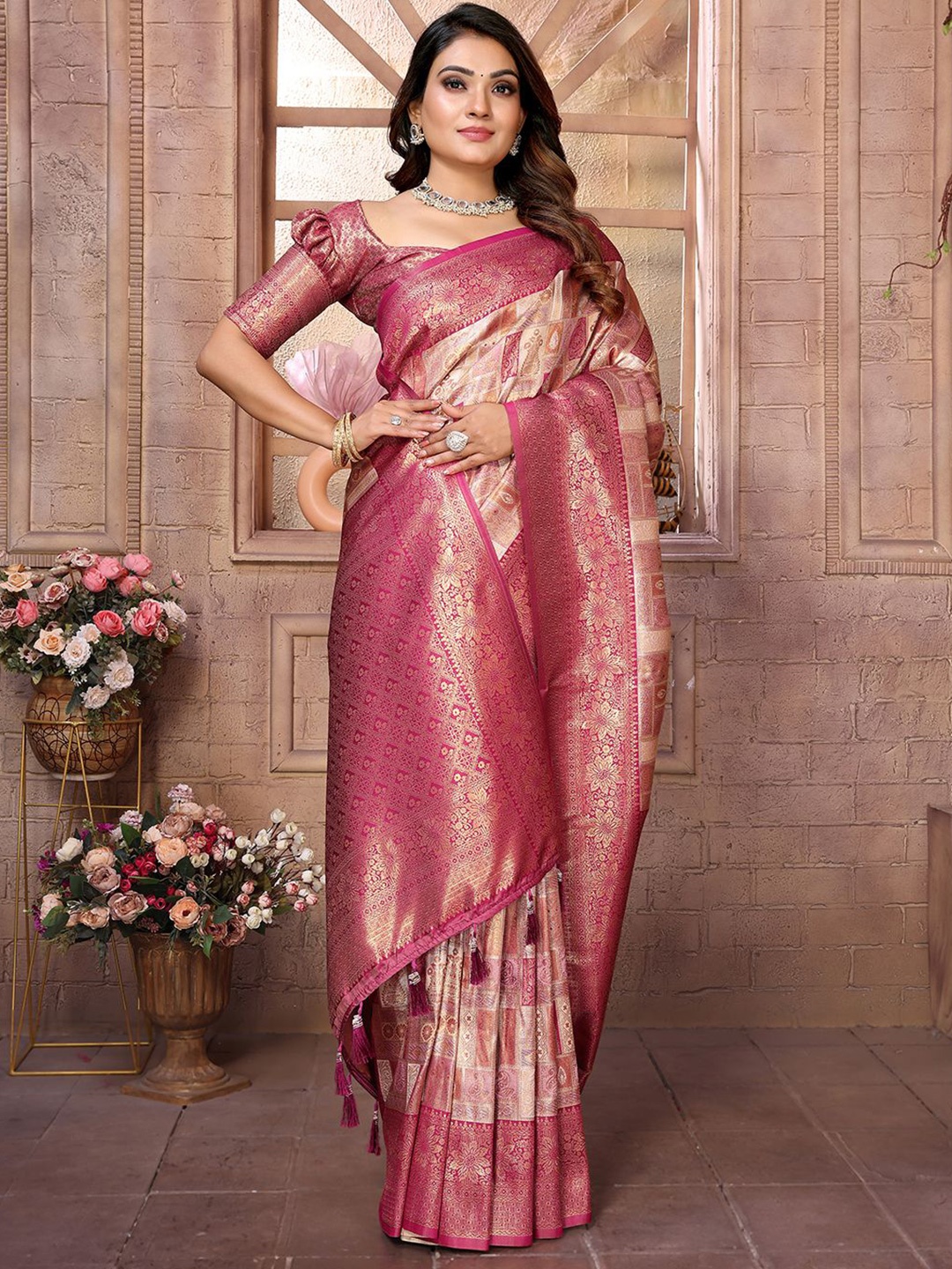 

Panzora Woven Design Zari Silk Blend Banarasi Saree, Purple