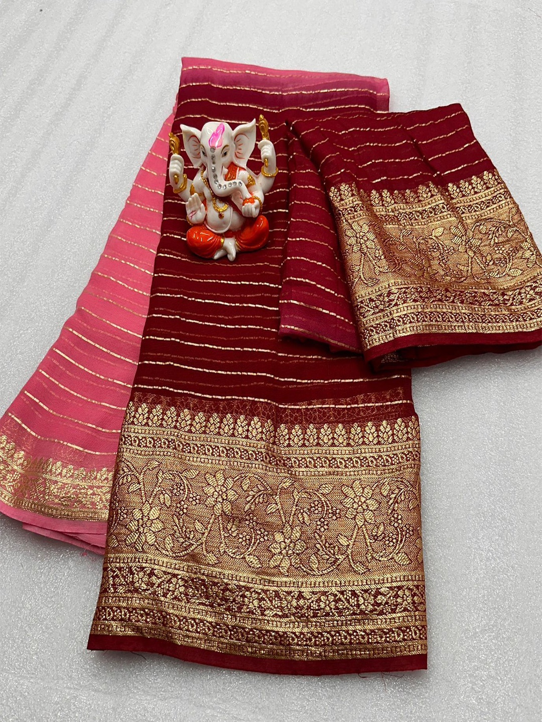

PAYAL CREATION Woven Design Zari Pure Georgette Maheshwari Saree, Red