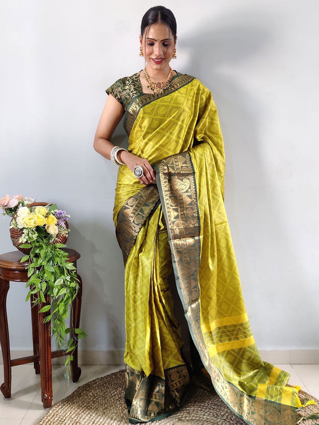 

A TO Z CART Ethnic Motifs Zari Silk Cotton Banarasi Saree, Lime green