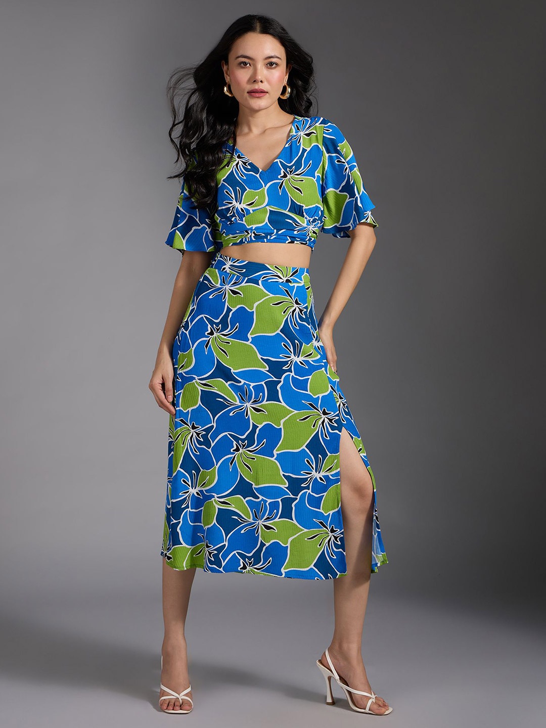 

20Dresses Blue Printed V-Neck Top With Skirt