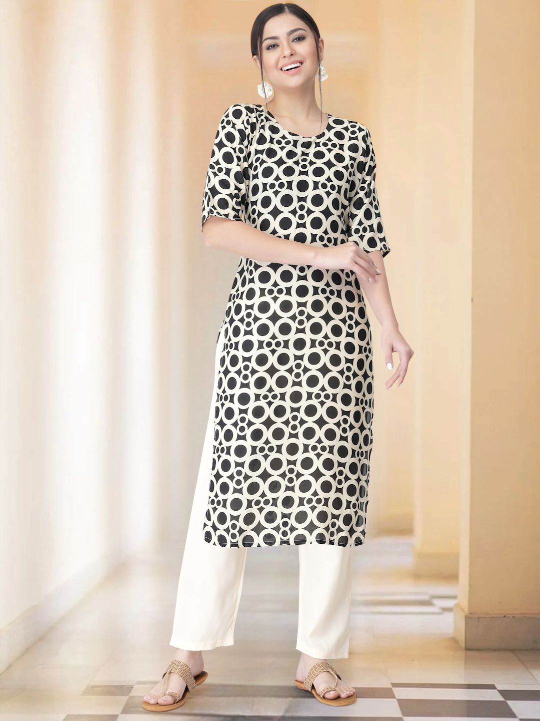 

7Threads Geometric Printed Straight Round-Neck Regular Kurta with Trousers, Black