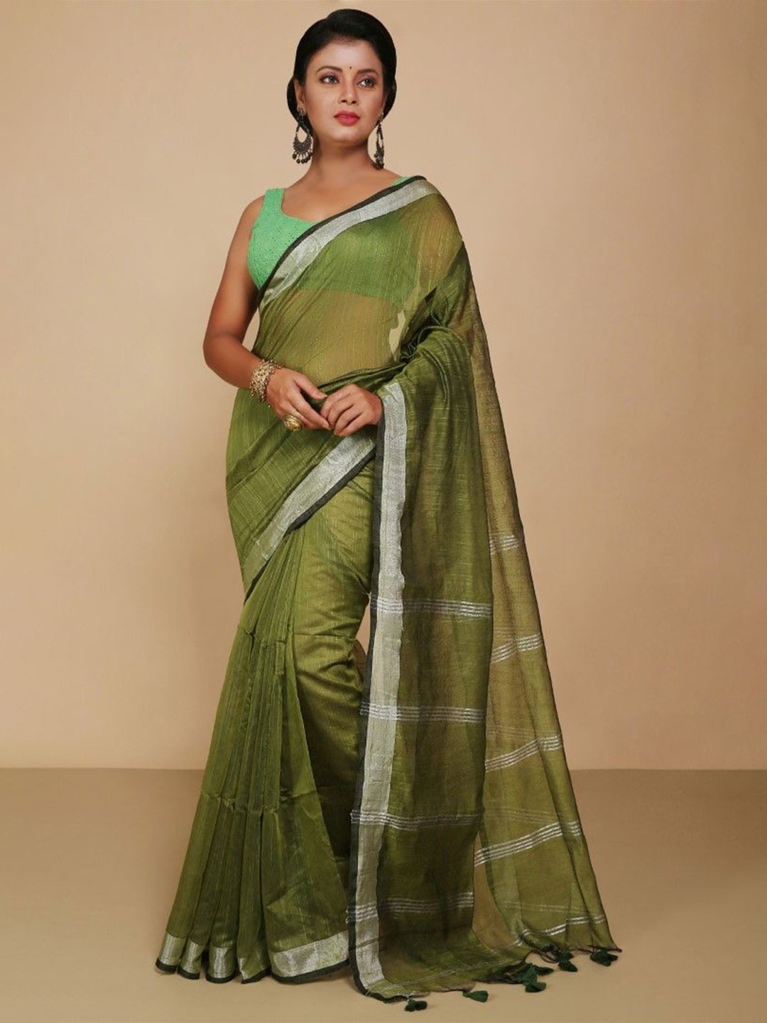 

BENGAL HANDLOOM Striped Zari Art Silk Taant Saree, Green