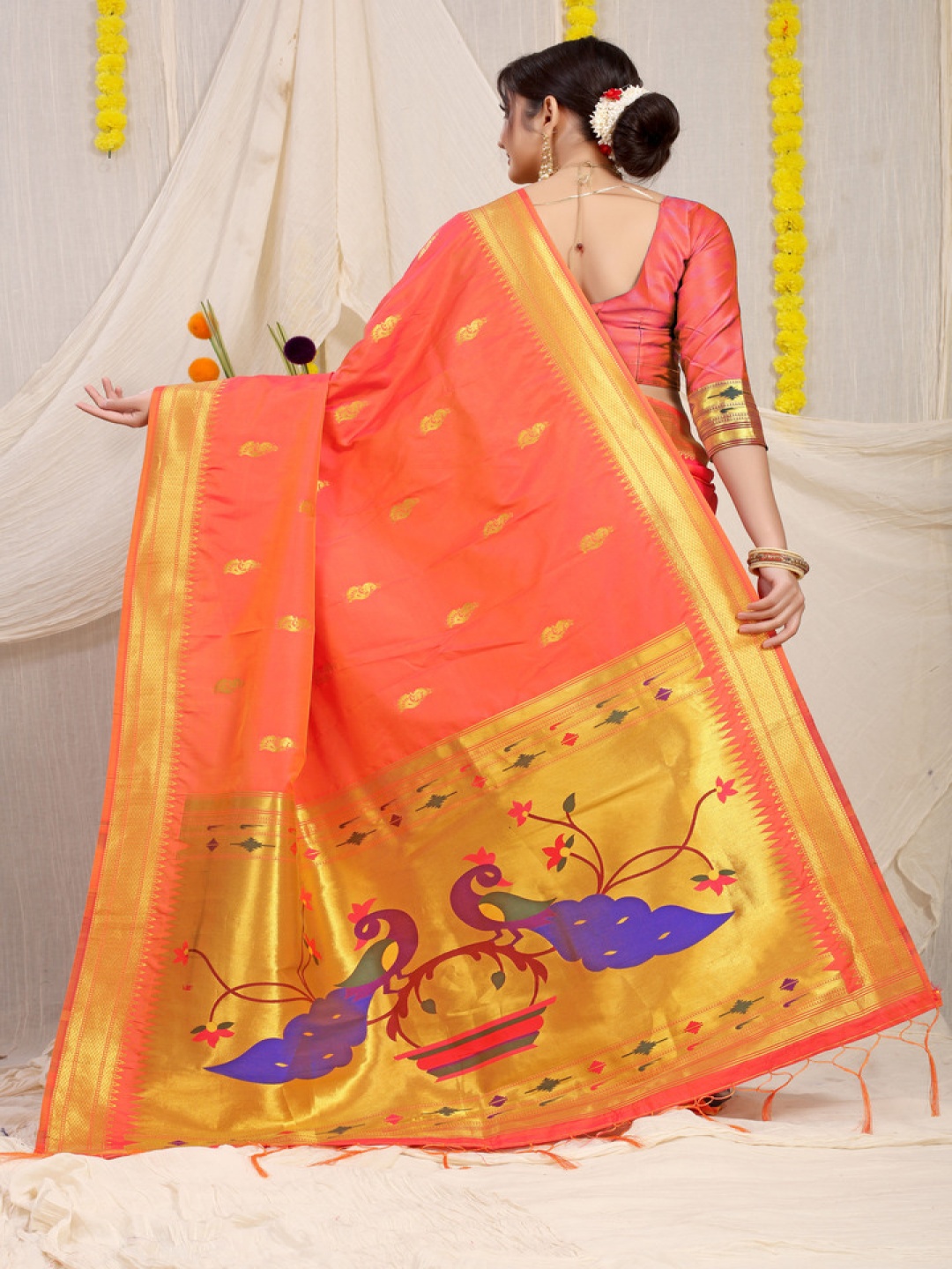 

Kandora Woven Design Pure Silk Paithani Saree, Orange