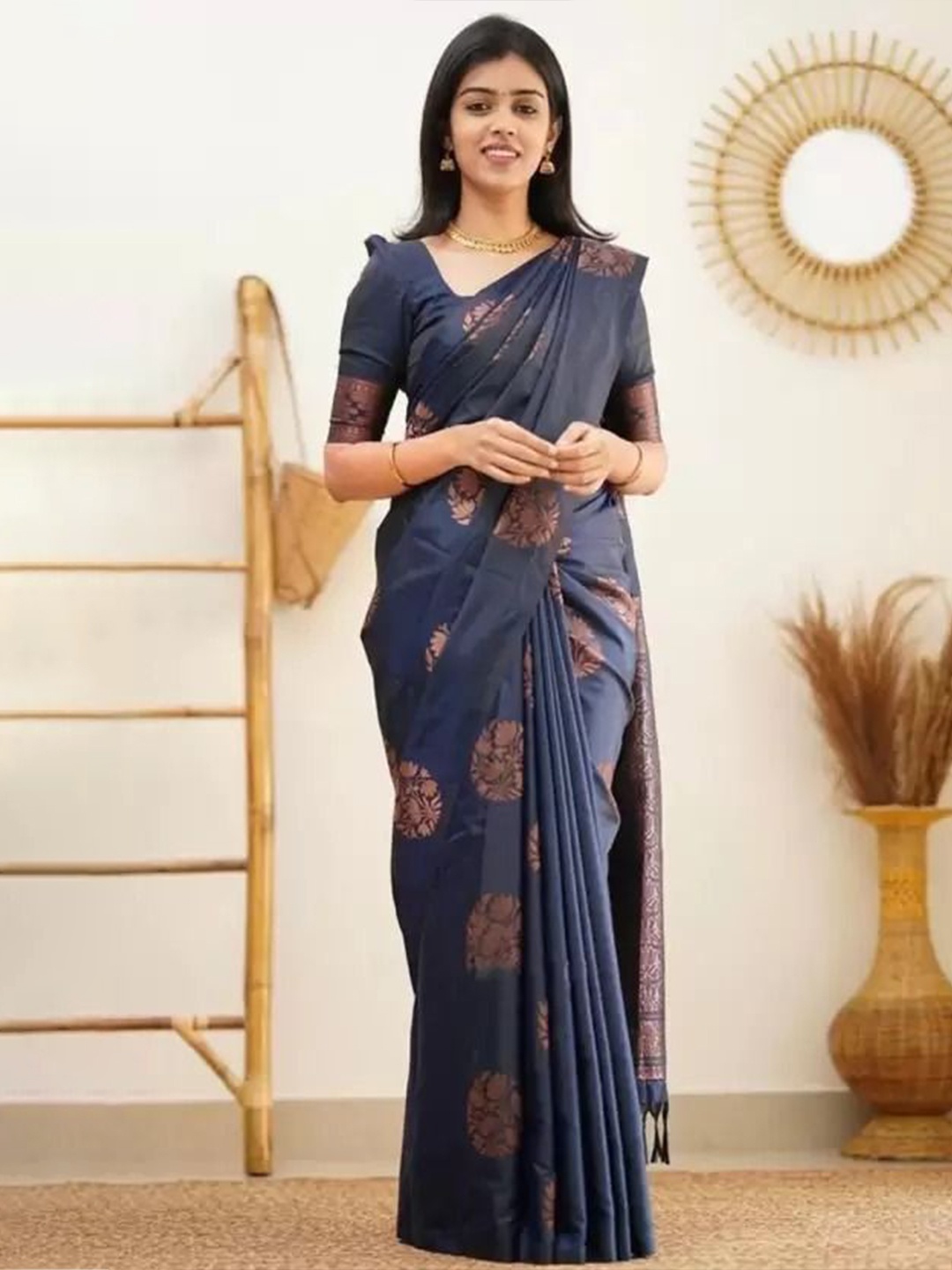 

KALINI Woven Design Zari Pure Silk Kanjeevaram Saree, Navy blue