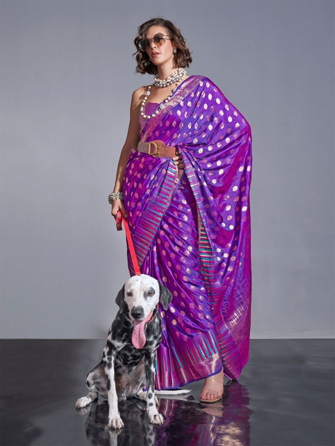 

ODETTE Woven Design Silk Blend Saree, Purple