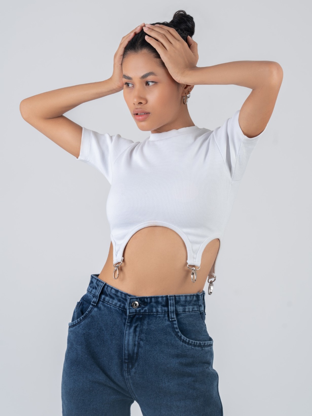 

Fashioncons Cold-Shoulder Crop Top, White