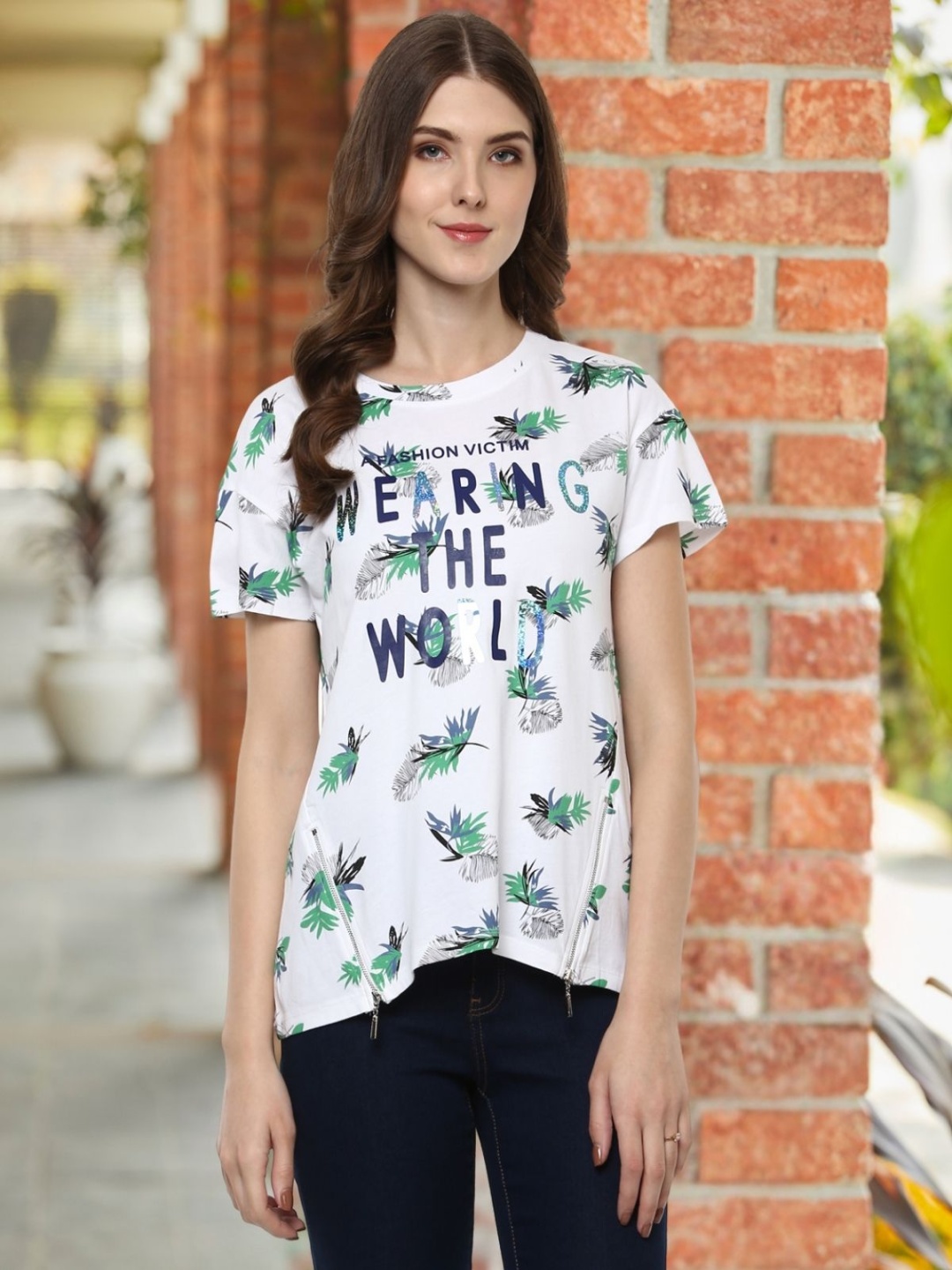 

Moda Elementi Floral Print Top, White