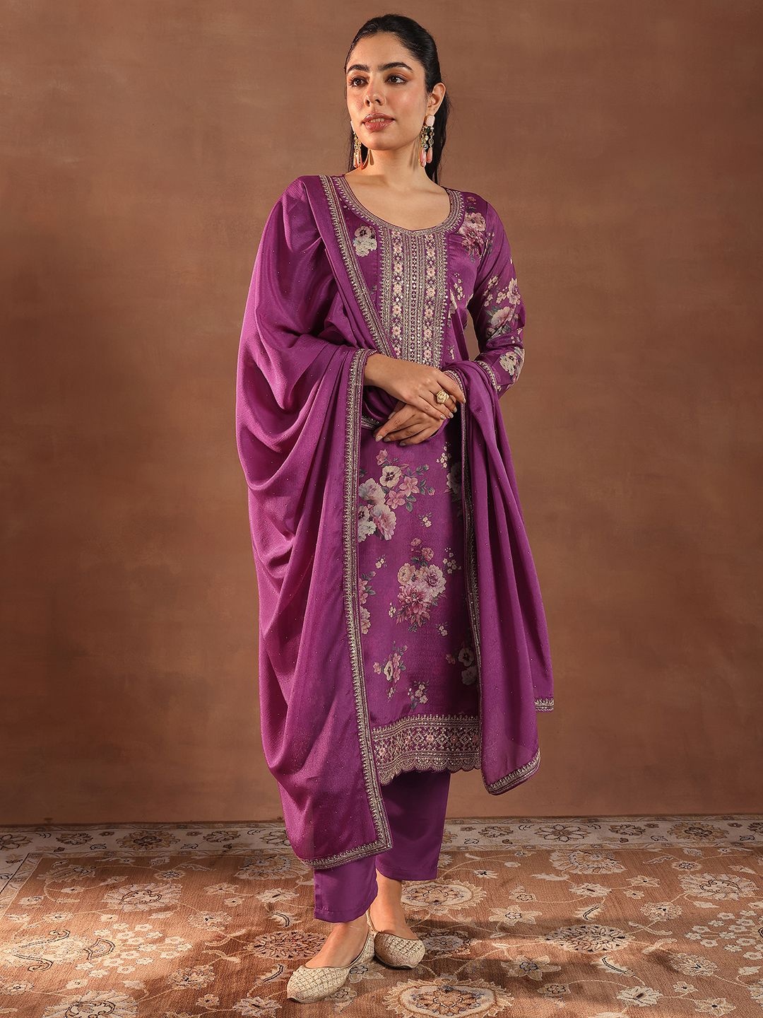 

Libas Floral Printed Round Neck Thread Work Kurta With Trousers & Dupatta, Burgundy