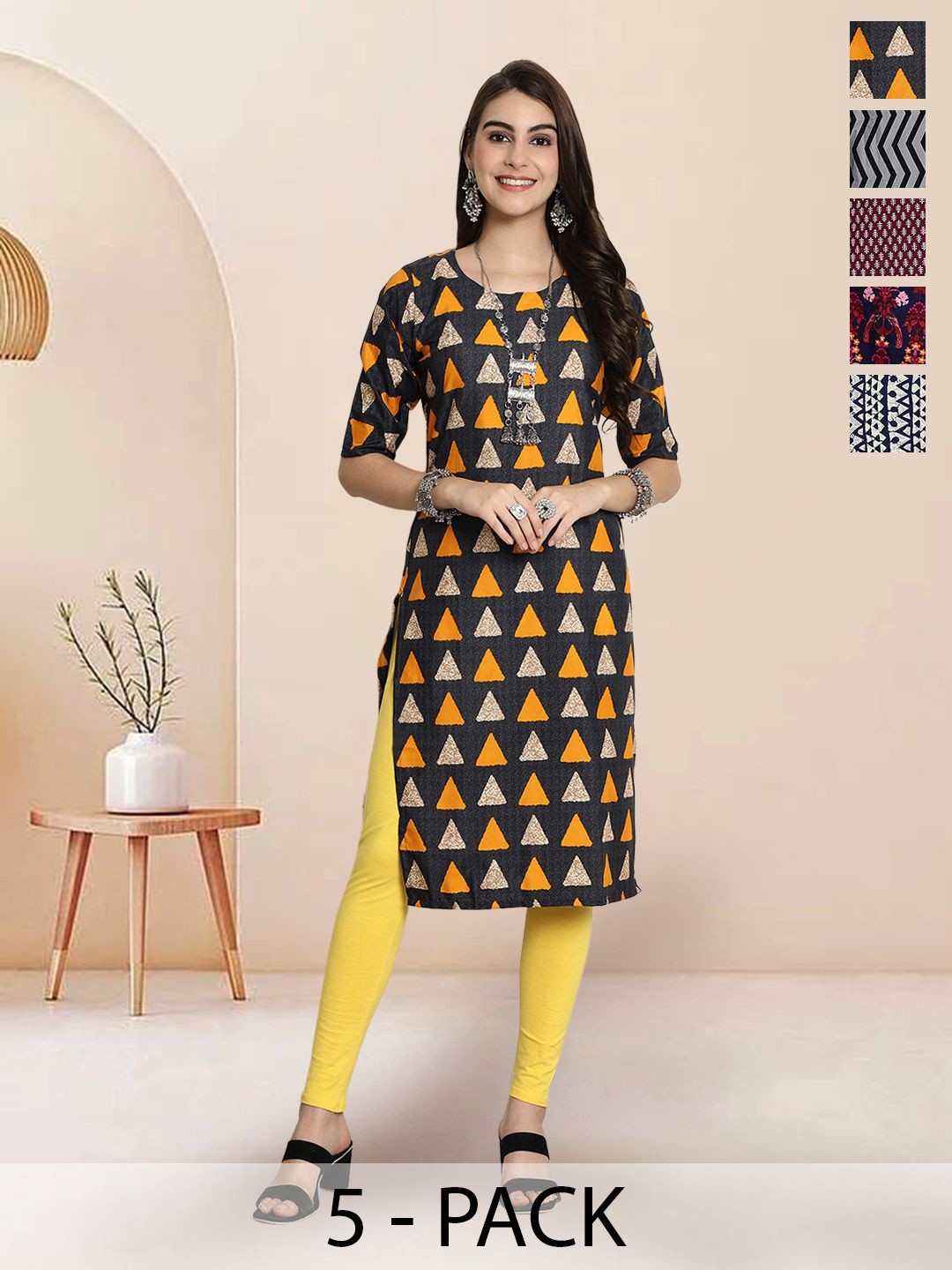 

7Threads Selection Of 5 Chevron Printed Round Neck Kurtas, Black