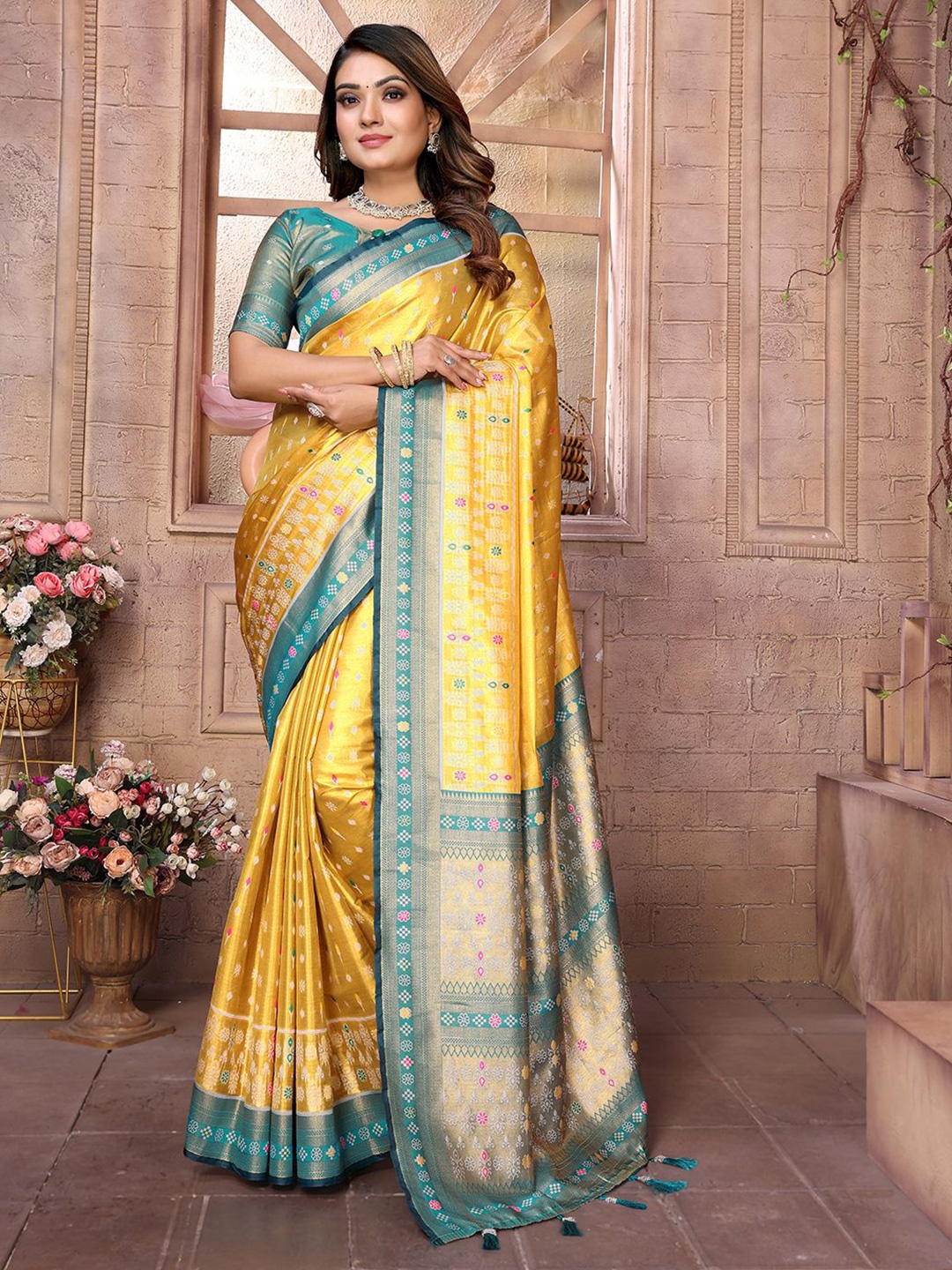 

Mitera Woven Design Zari Silk Blend Banarasi Saree, Yellow