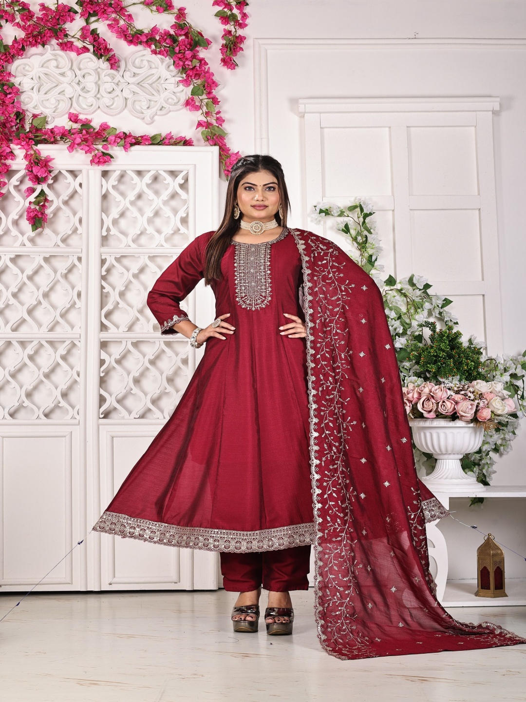 

Maheesha Floral Embroidered Zari Anarkali Kurta With Trousers & Dupatta, Red