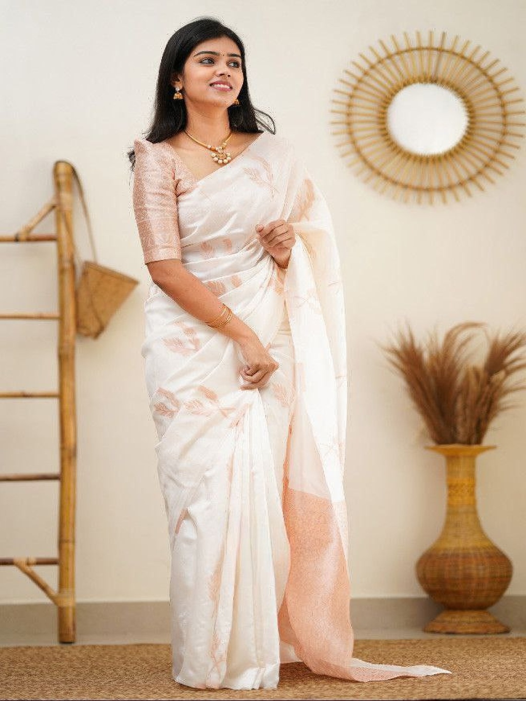 

KALINI Ethnic Motifs Woven Design Zari Kanjeevaram Saree, White