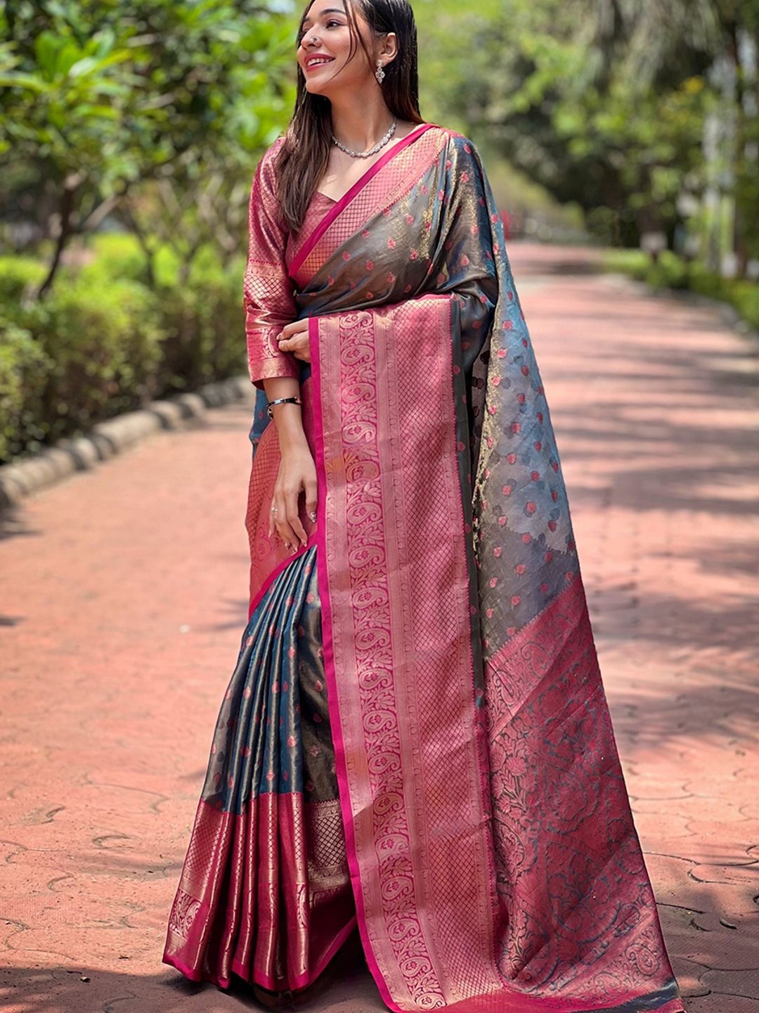 

Suha Art Silk Kanjeevaram Saree, Blue