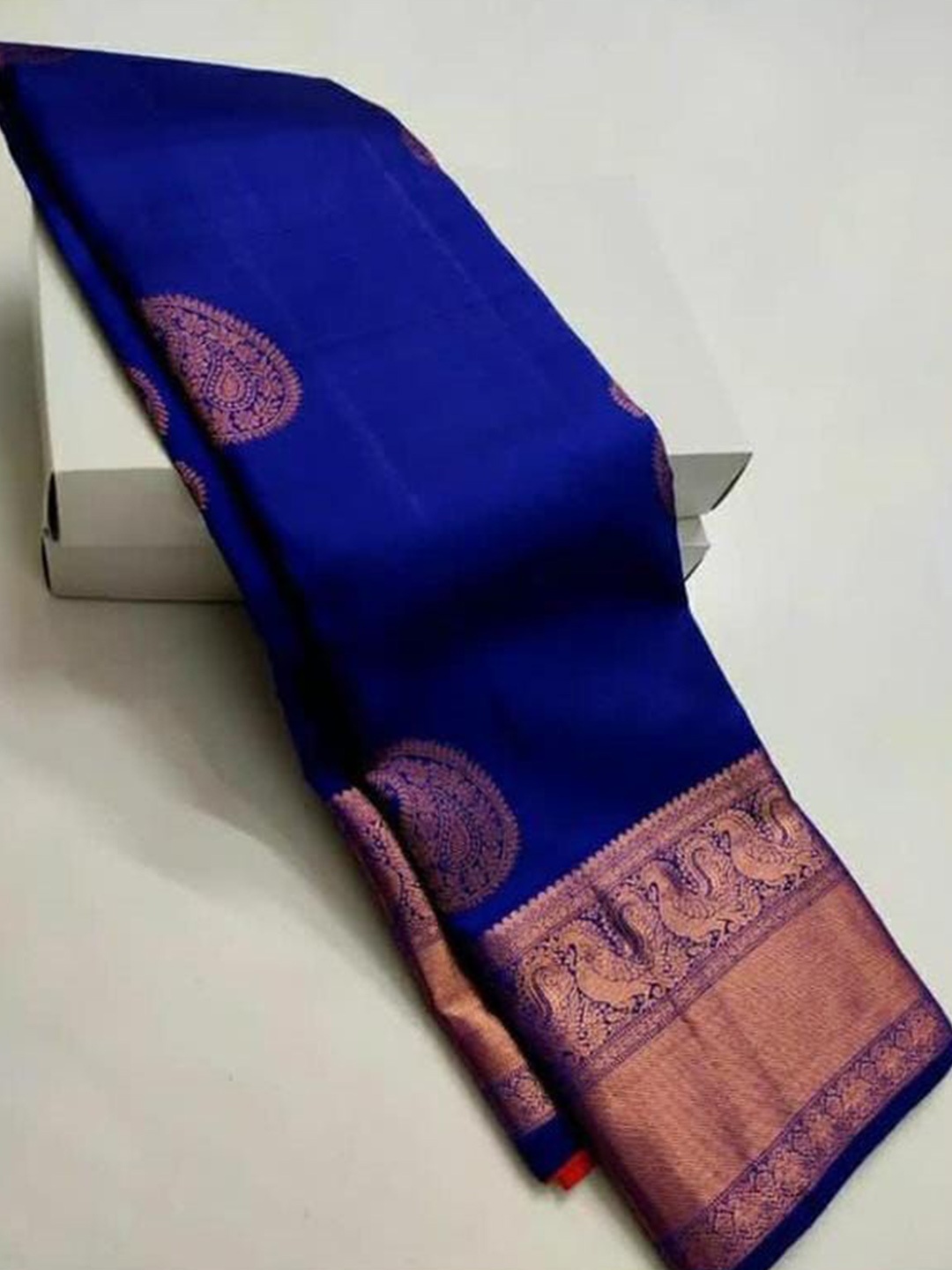 

choiceit Woven Design Zari Pure Silk Saree, Blue